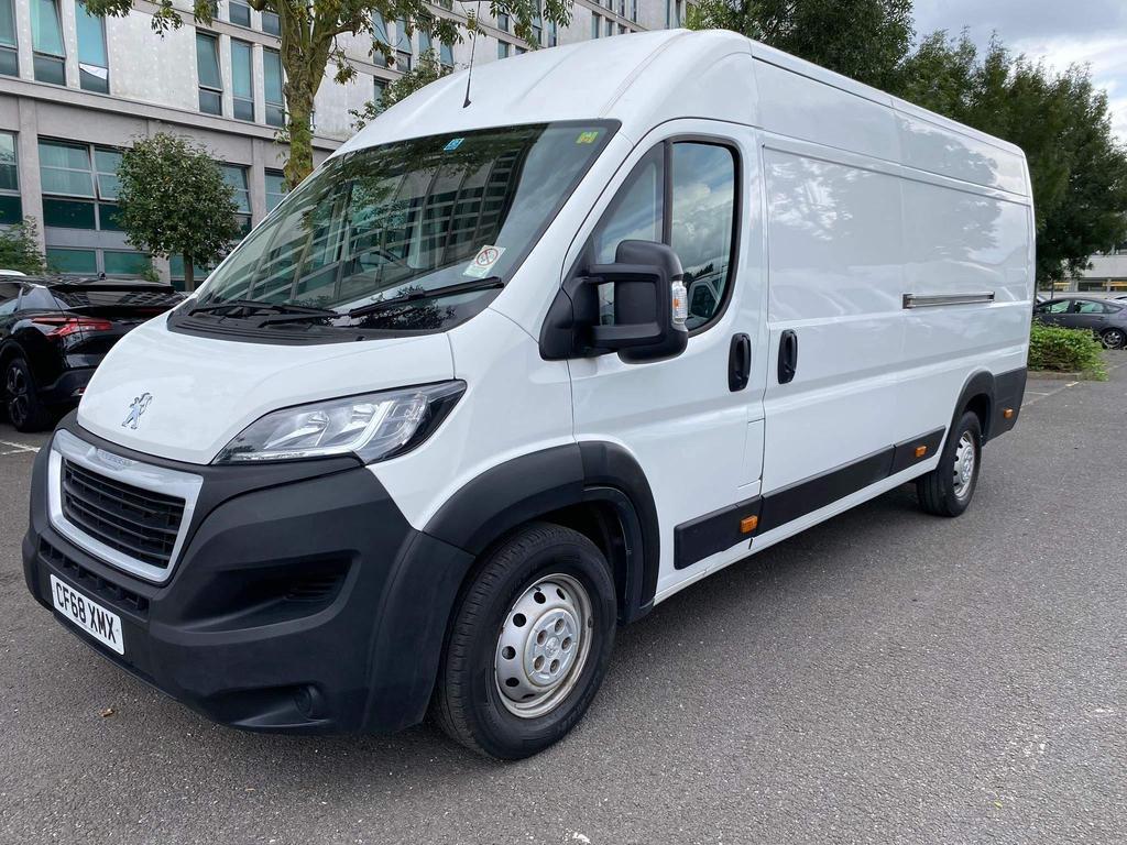 Peugeot Boxer - 2.0 BlueHDi 435 Professional L4 H2 Euro 6 5dr